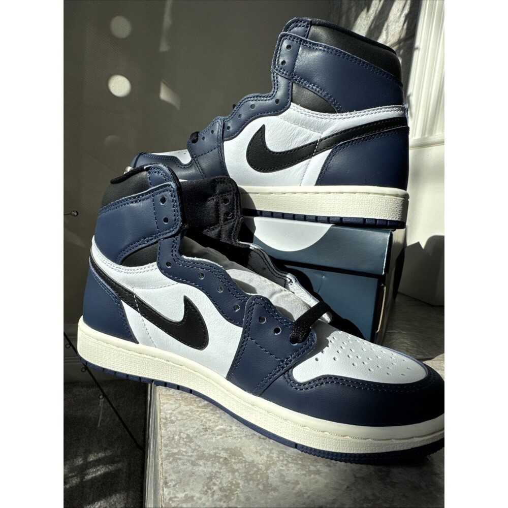 Air Jordan 1 Retro High OG Midnight Navy/Black-White-Sail DZ5485-401 Size 6 Men - Picture 3 of 9